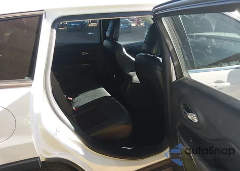 2020 Jeep Cherokee Latitude Plus z USA, uszkodzony, nr VIN 1C4PJMLBXLD618522